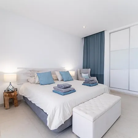 Lanz A Lot, Modern 3 Bed With Private Pool Villa *