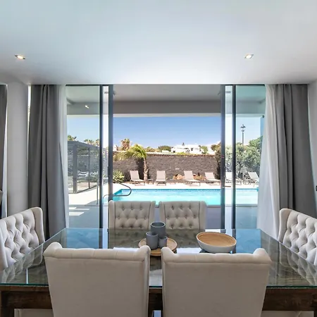 Lanz A Lot, Modern 3 Bed With Private Pool