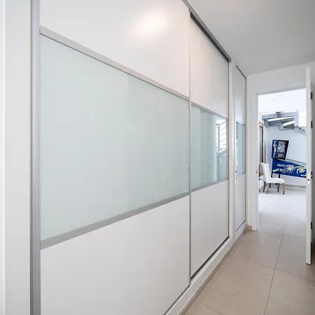 Villa Lanz A Lot, Modern 3 Bed With Private Pool *