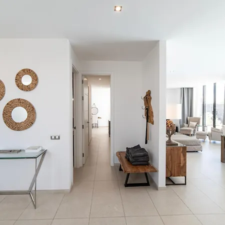 Villa Lanz A Lot, Modern 3 Bed With Private Pool Puerto del Carmen (Lanzarote)