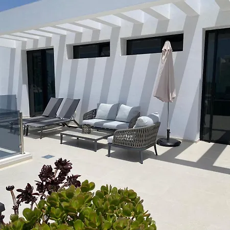 Villa Lanz A Lot, Modern 3 Bed With Private Pool